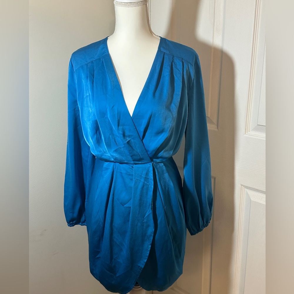 NWT - Entro Tulip Dress. Retail $54.00